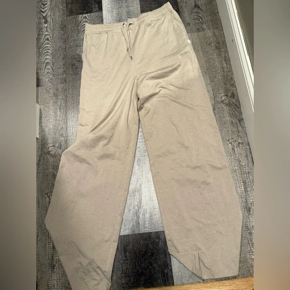 Vuori Halo Essential Wide Leg Pants XL - Picture 2 of 2